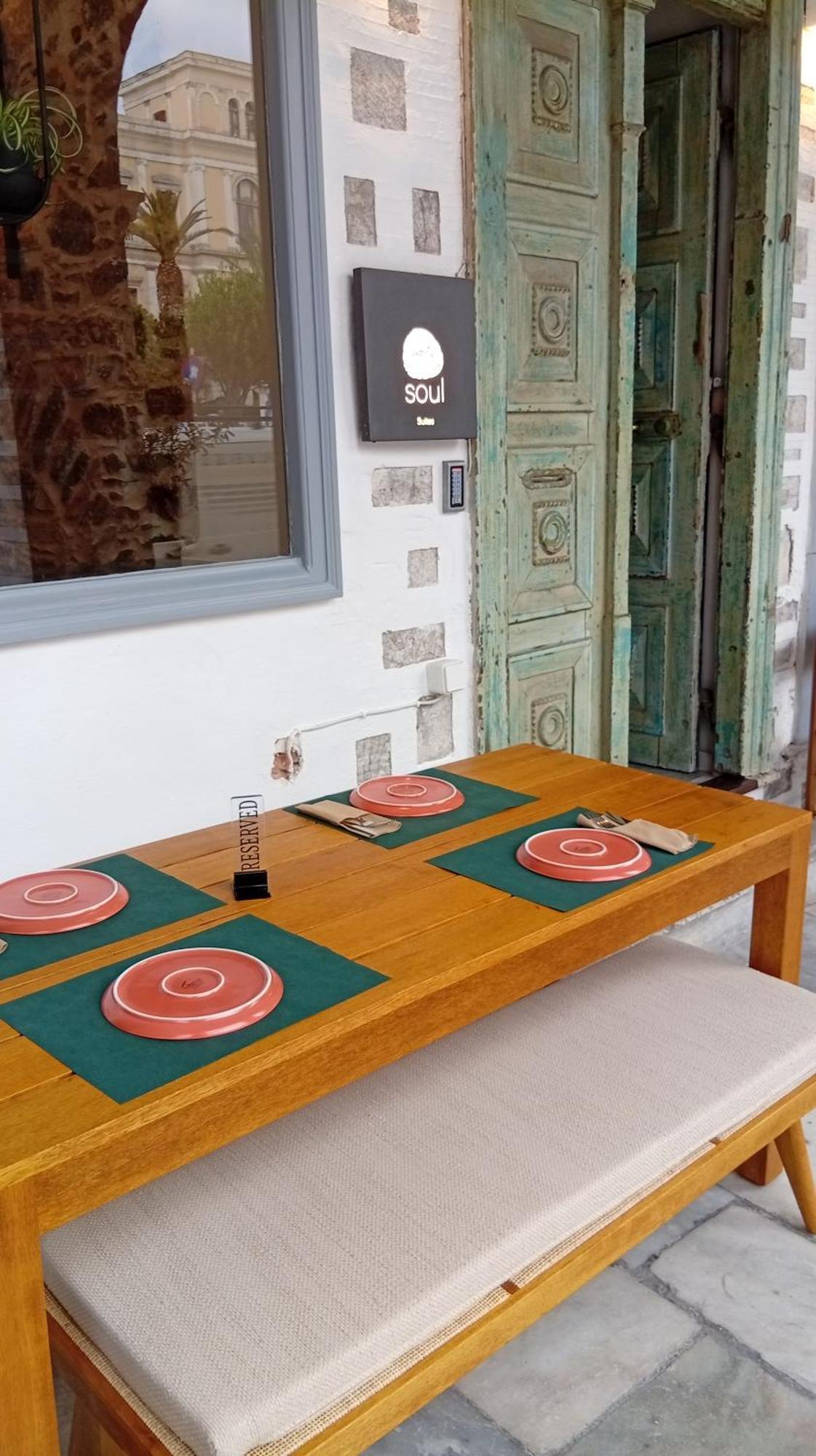 Syros Soul Luxury Suites Ermupoli Zewnętrze zdjęcie